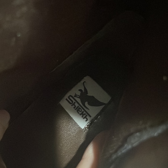 Brown faux suede boots with faux buckles by Shiekh shoes - Picture 13 of 13